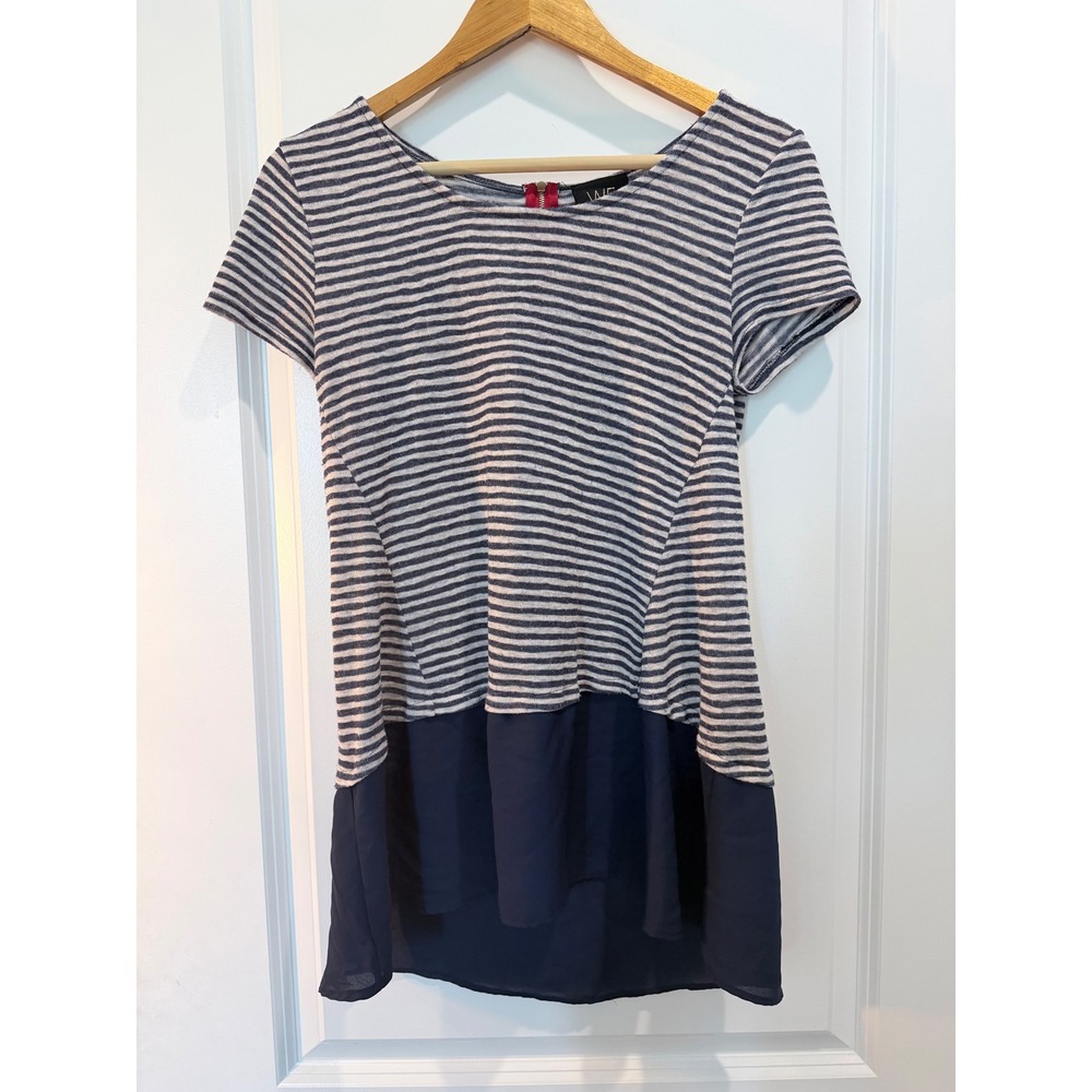 W5 Navy White Striped Tunic Top Short Sleeve Exposed Back Zipper Size S